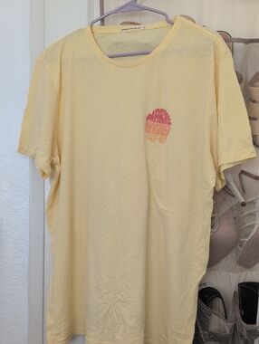 Marine Layer Kids Short-Sleeve Graphic Tee in Pale Yellow with Pink Accent